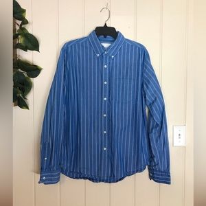 Aeropostale Blue Striped LS Button Down Shirt 
Size Medium 38 - 40 
Men’s Boys